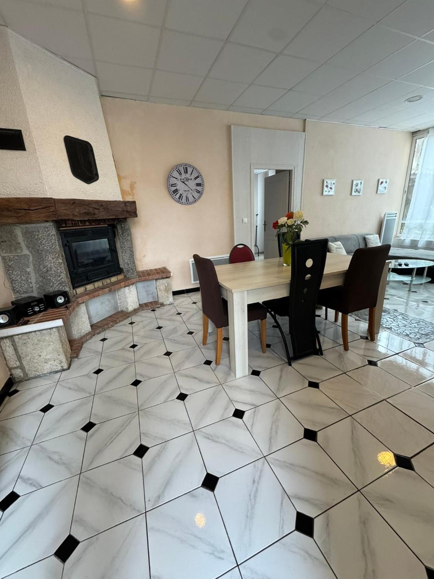 Aquanerius Apartment
